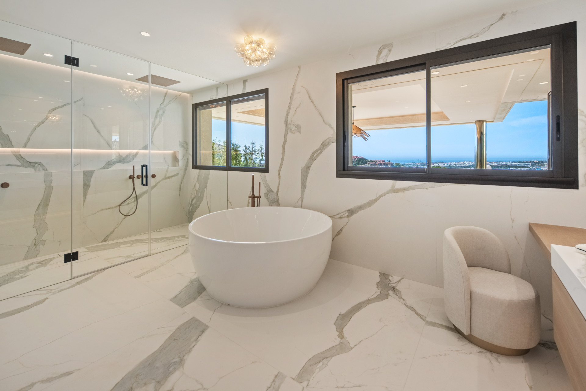 Apartamento com 5 quartos com vista mar em Málaga, Espanha – Foto 15