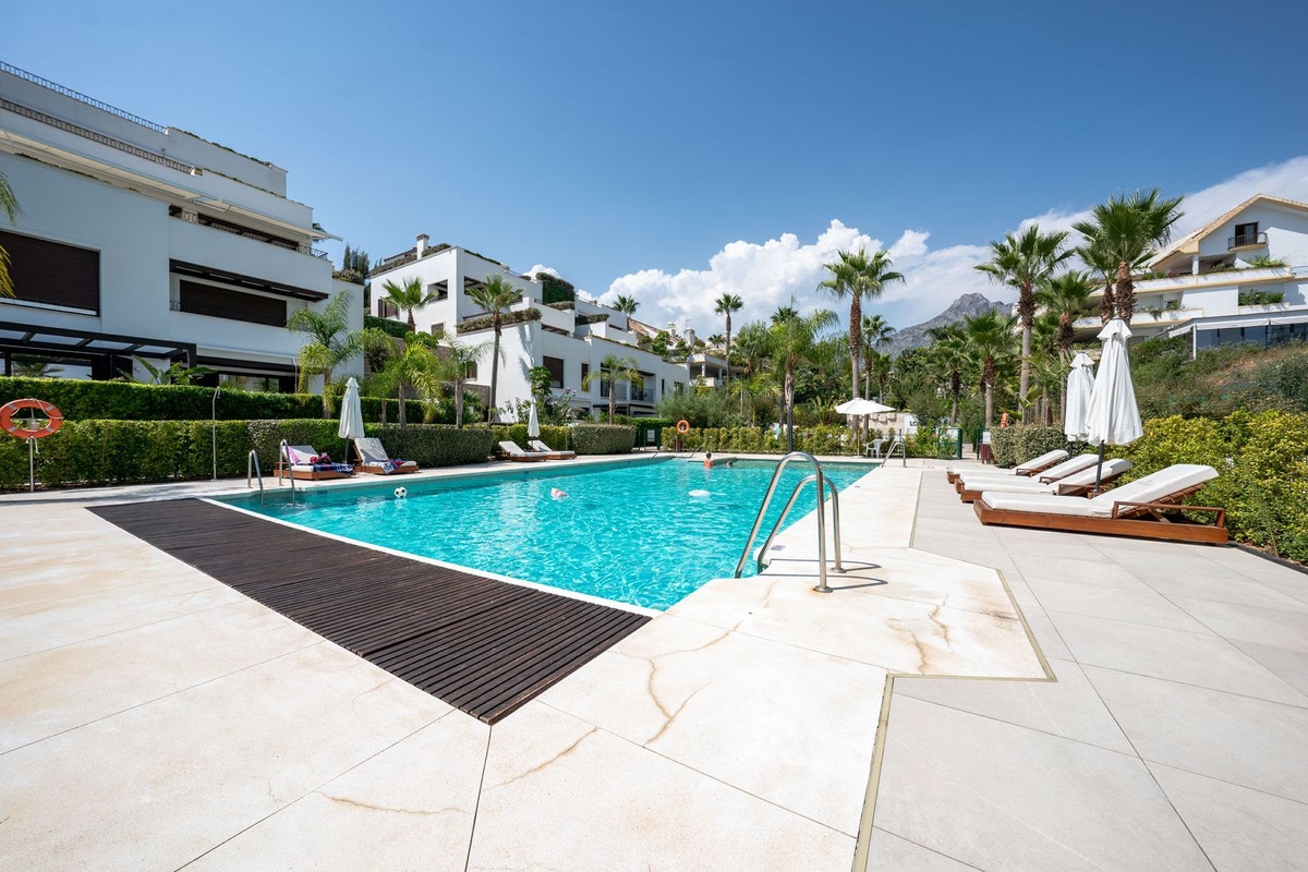 2 Bedroom Apartment in Marbella - Photo 43