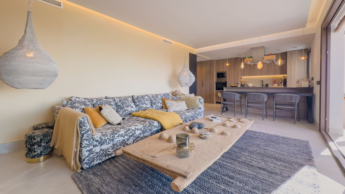 3 Bedroom Penthouse in Istán - Photo 56