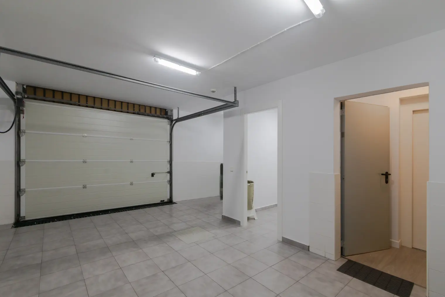 3 Bedroom Townhouse in Estepona - Photo 13
