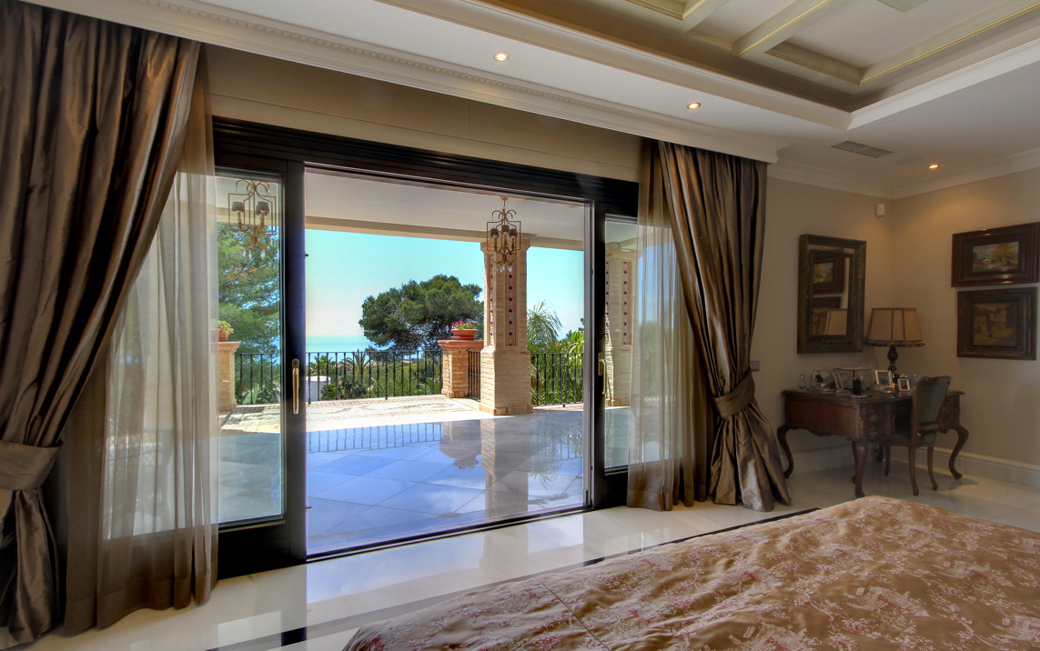 6 Bedroom Villa in Marbella - Photo 27