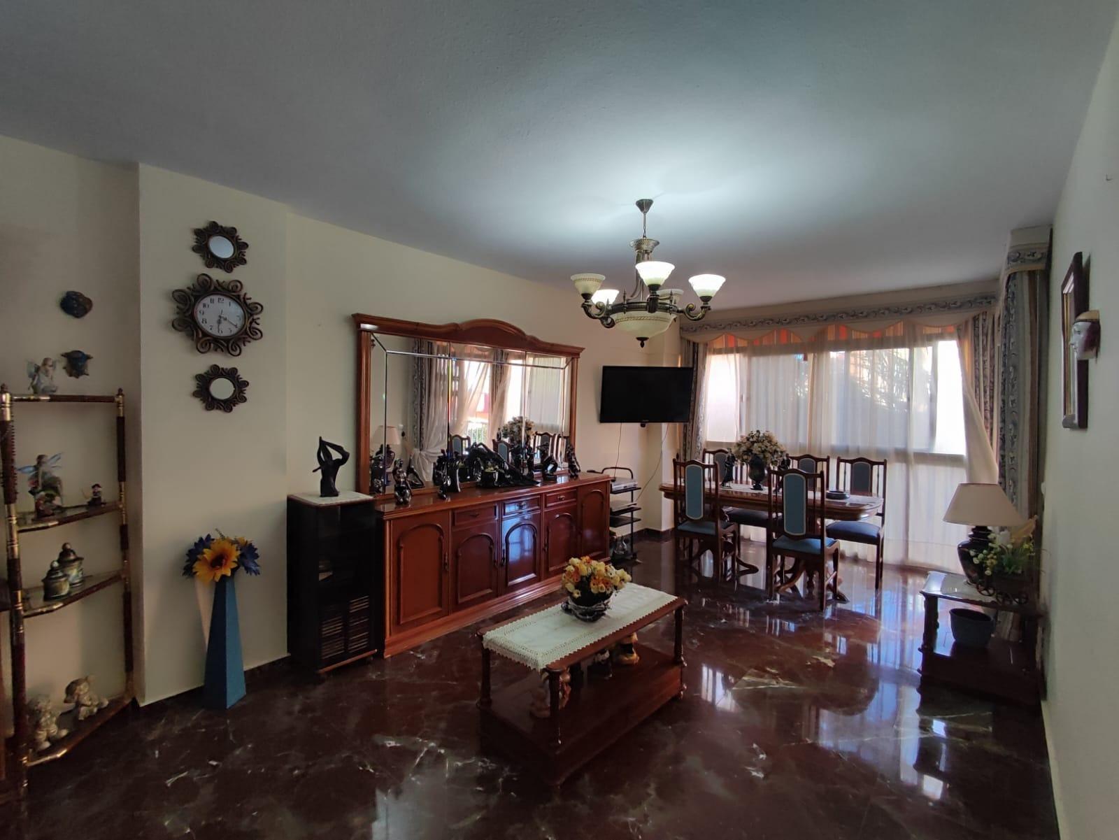 3 Bedroom Apartment in Fuengirola - Photo 7