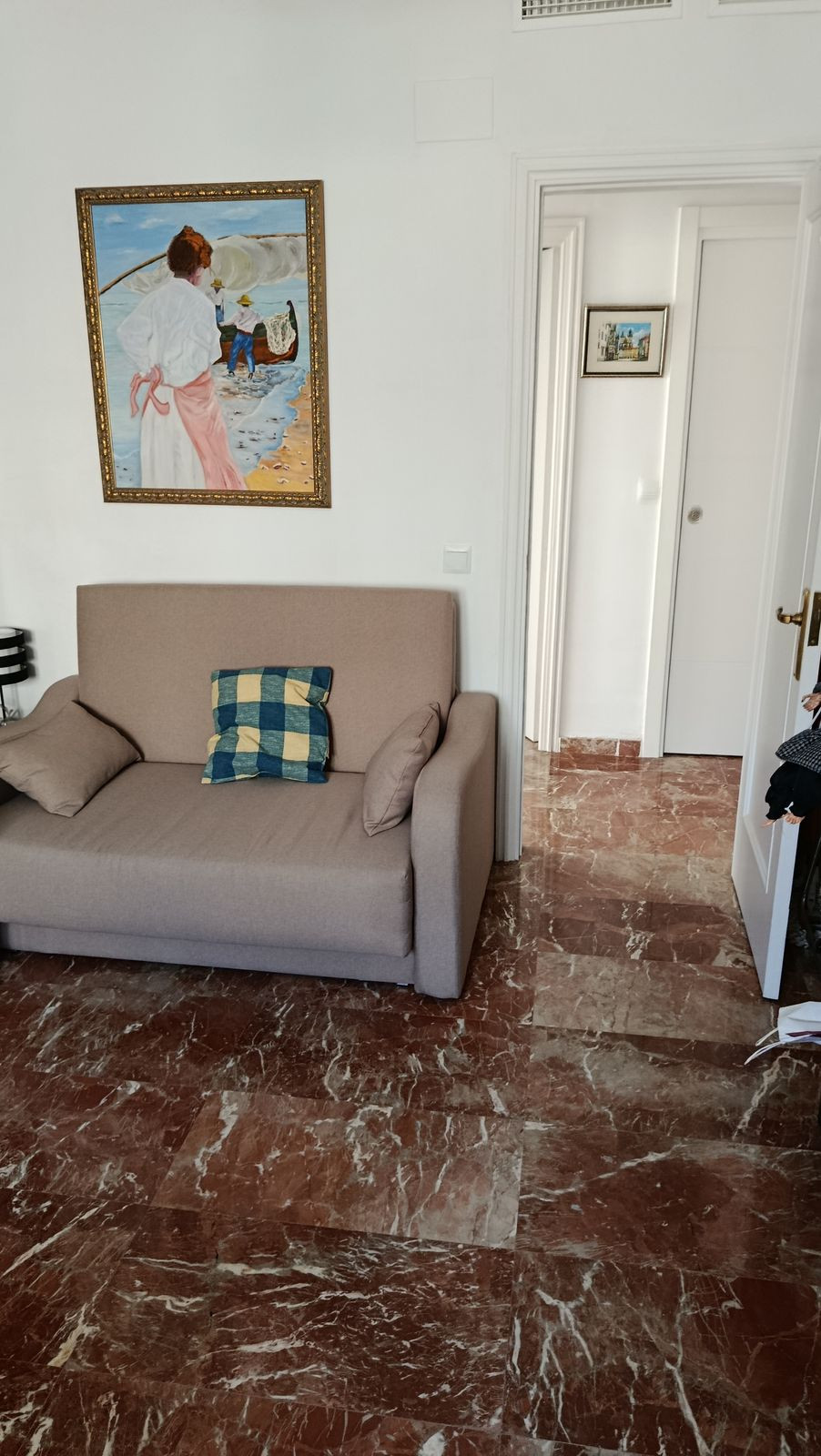 4 Bedroom Apartment in Málaga - Photo 24