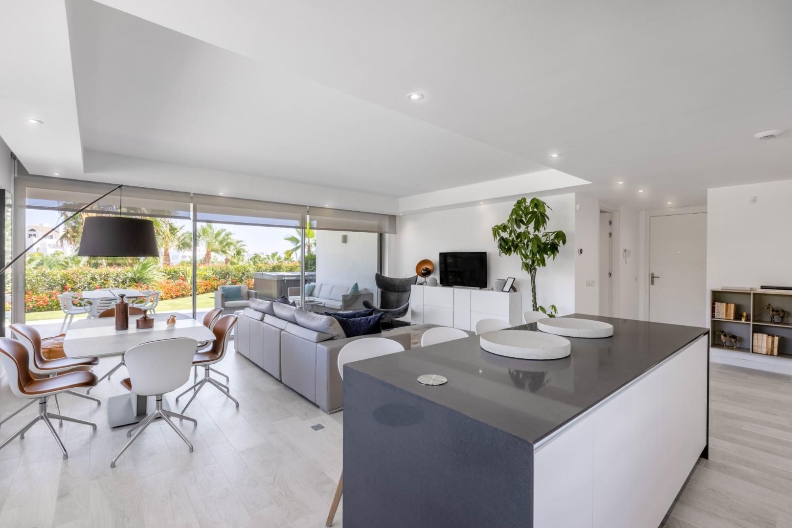 2 Bedroom Apartment in Casares - Photo 18