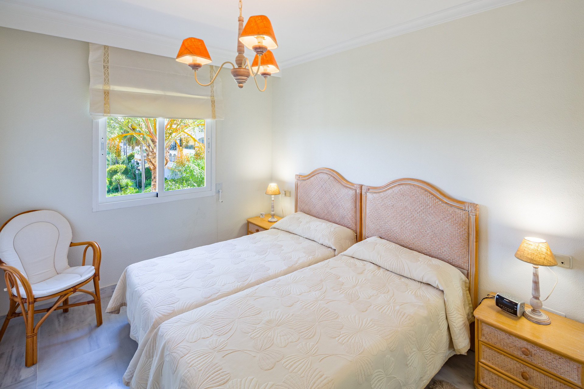 3 Bedroom Apartment in Marbella - Photo 3