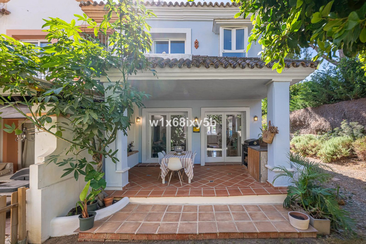 3 Bedroom Townhouse in Marbella - Photo 19