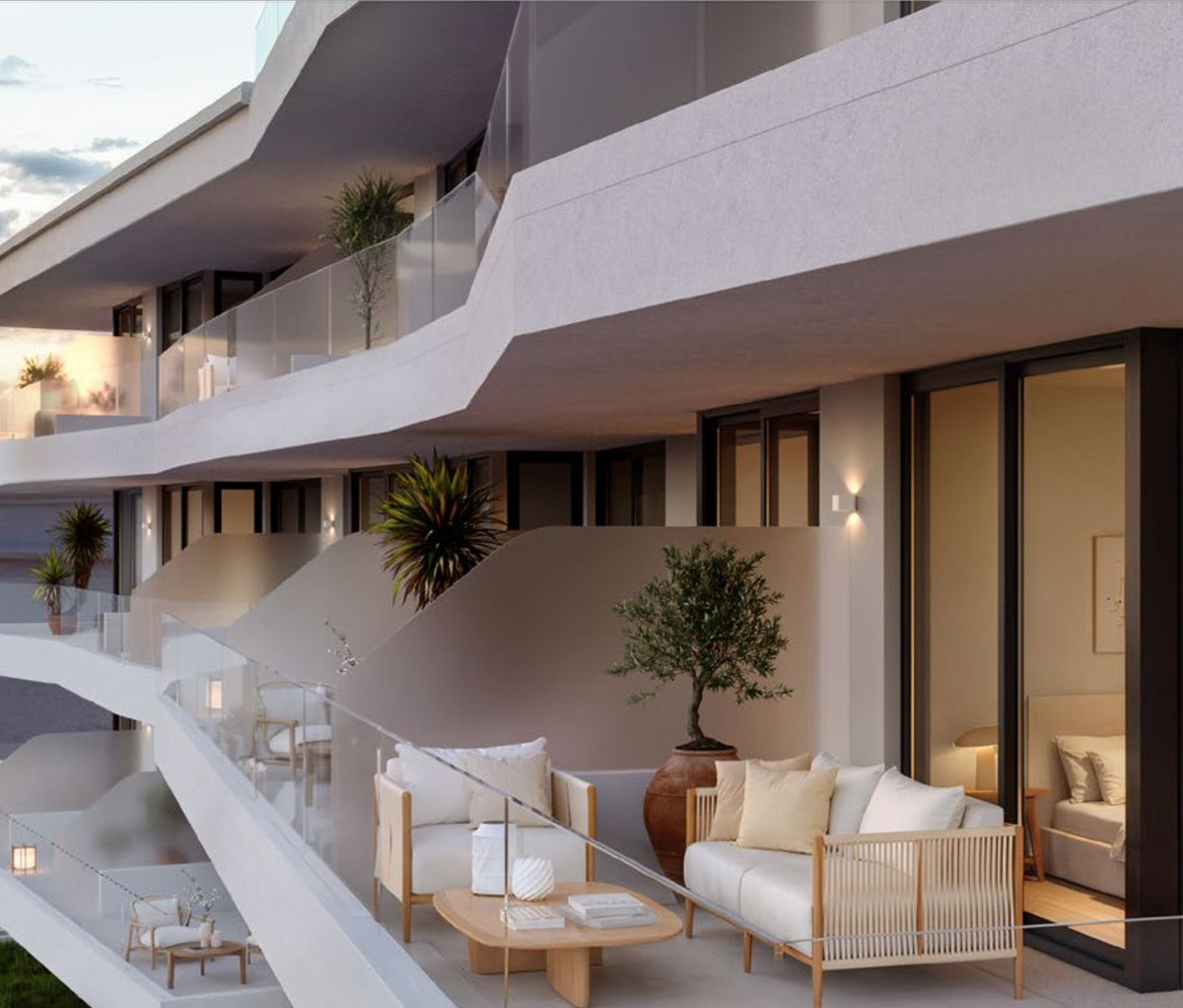 2 Bedroom Penthouse in Fuengirola - Photo 3