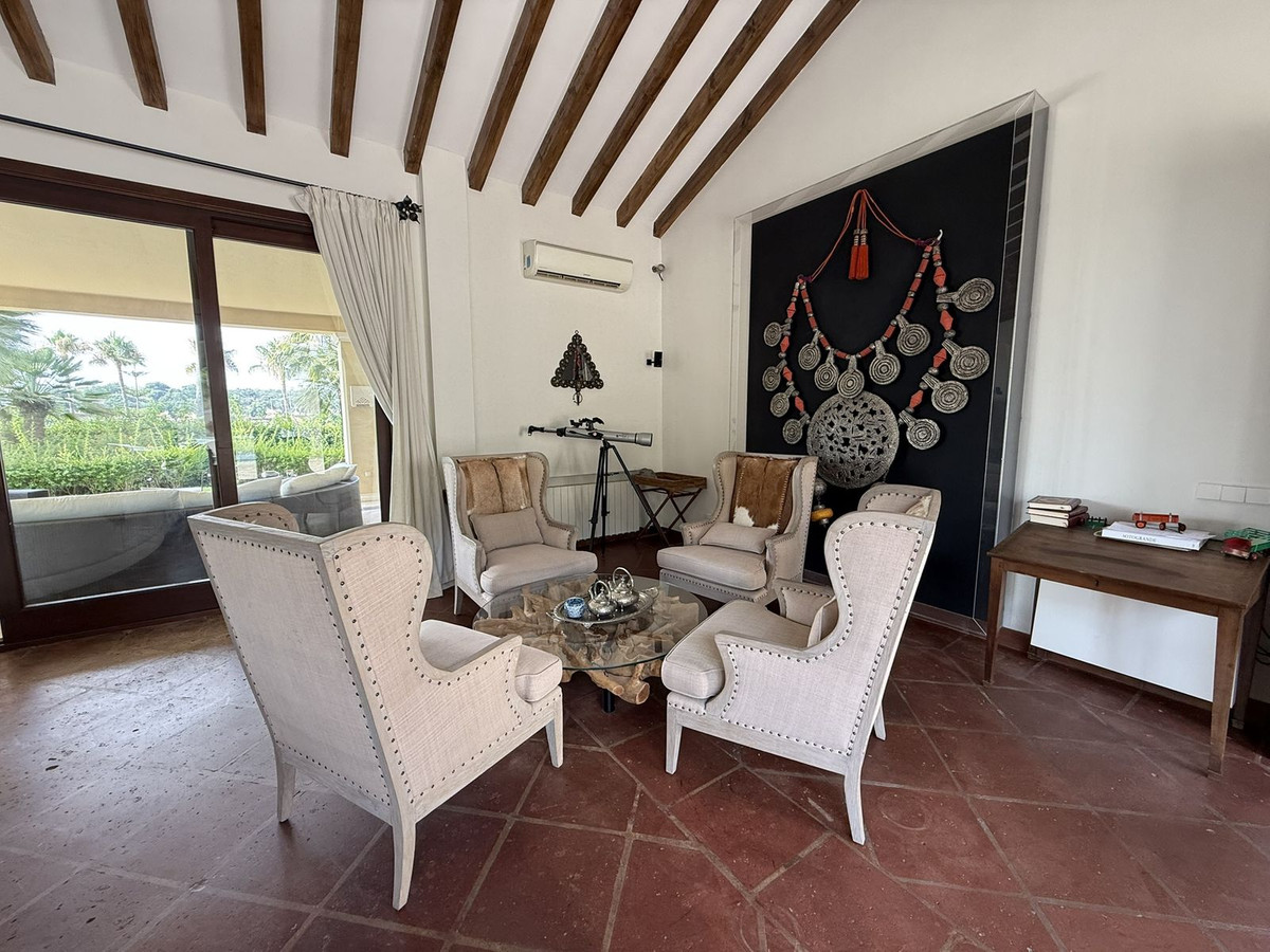 5 Bedroom Villa in Sotogrande - Photo 15