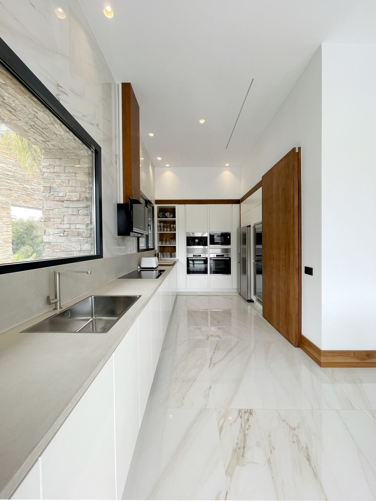 6 Bedroom Villa in San Roque - Photo 27