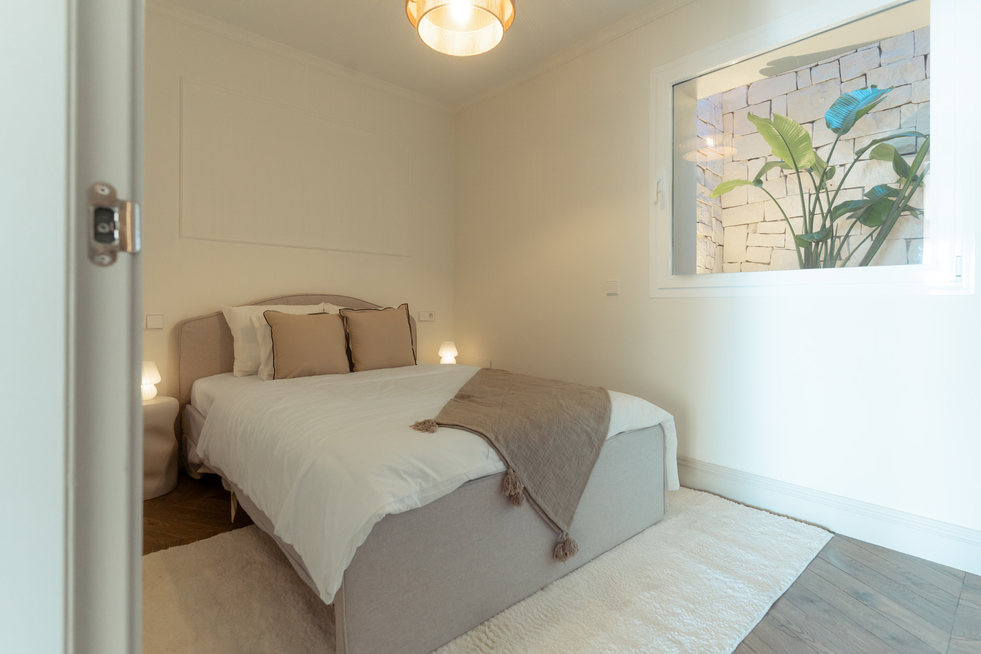 4 Bedroom Townhouse in Benahavís - Photo 25