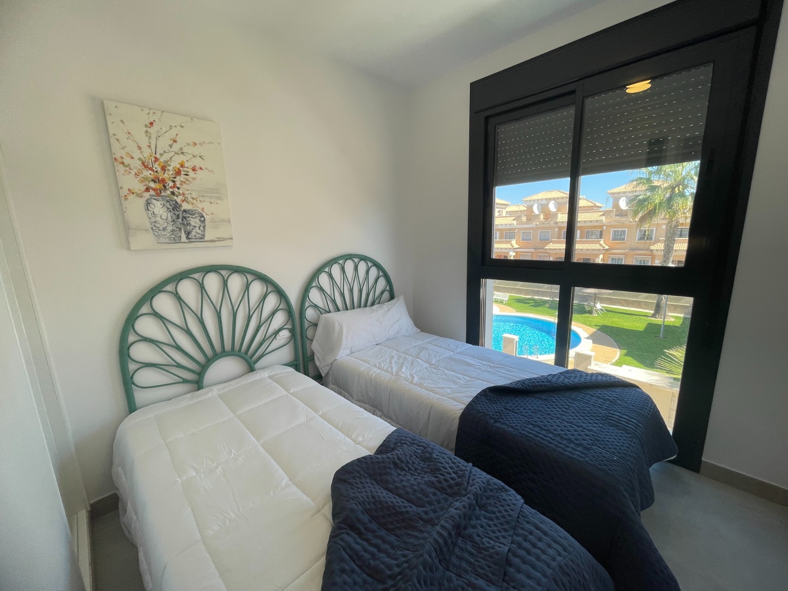 Apartamento com 2 quartos com piscina em Alicante, Espanha – Foto 13