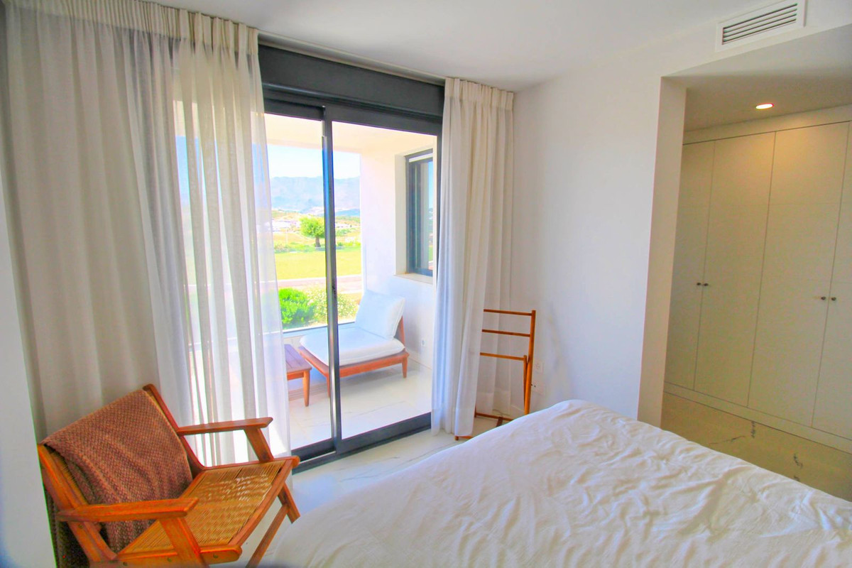 3 Bedroom Apartment in Casares - Photo 11
