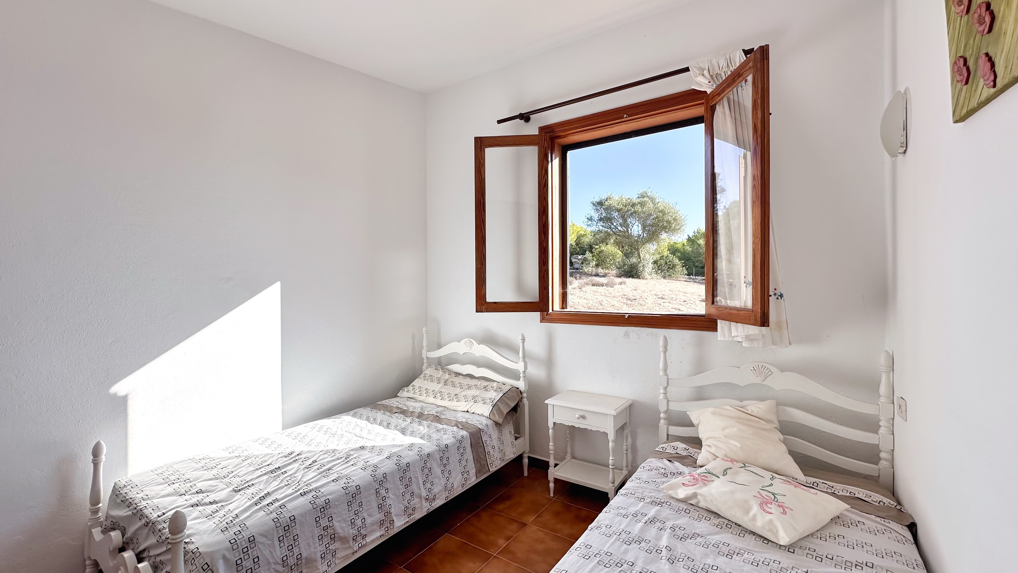 Chalet de 3 dormitorios con piscina en Baleares – Foto 14