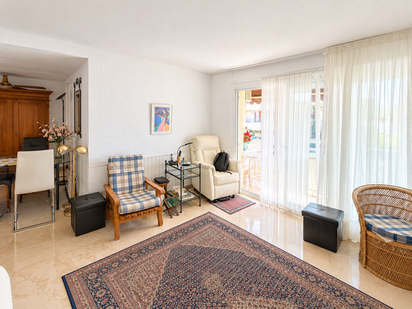 Piso de 4 dormitorios con piscina en Málaga – Foto 5