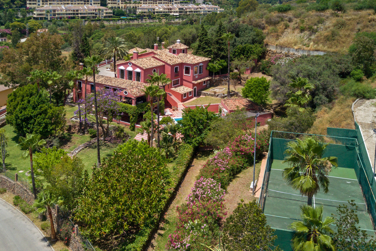 12 Bedroom Villa in Benahavís - Foto 45