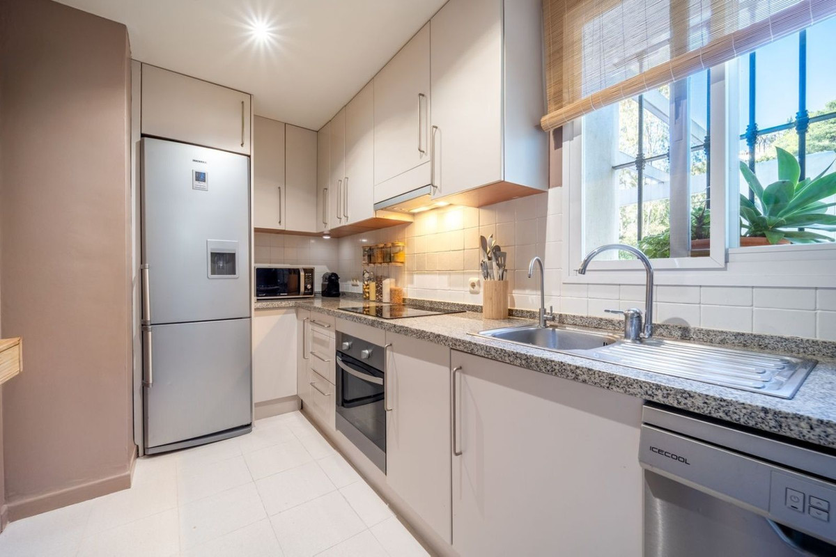 3 Bedroom Apartment in Benahavís - Foto 22
