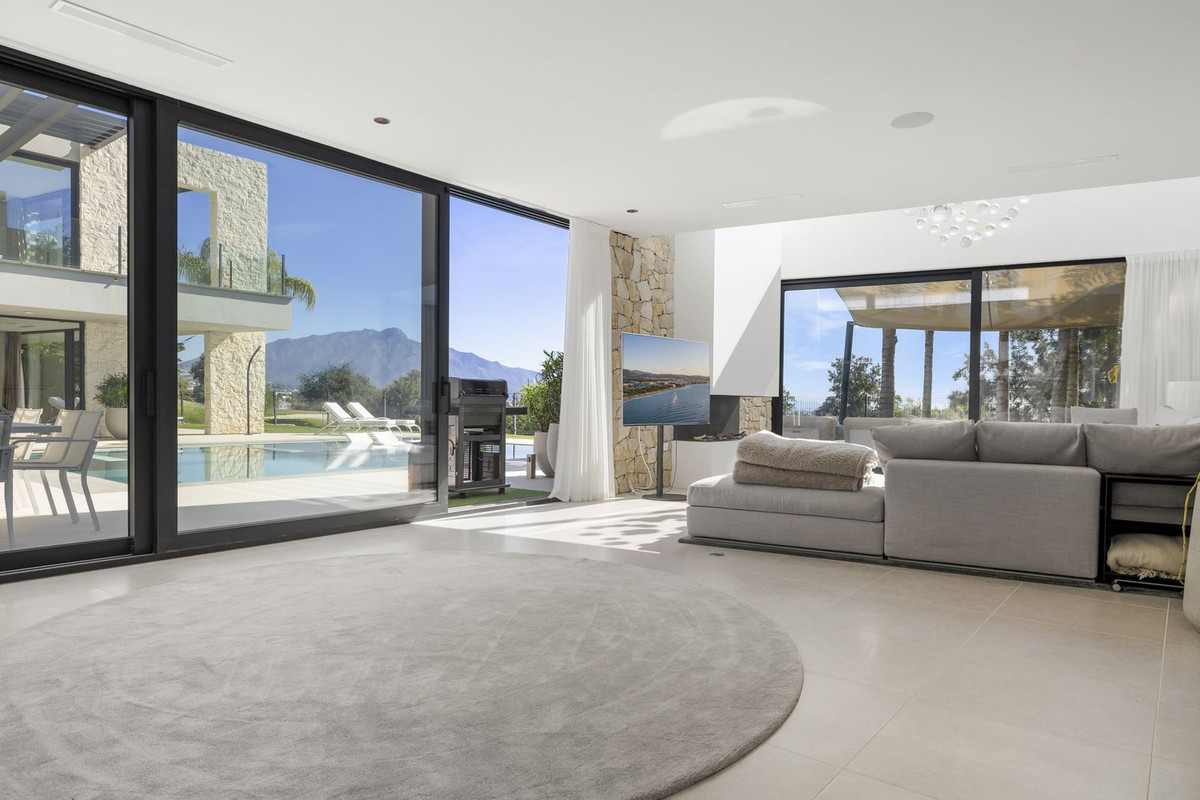 5 Bedroom Villa in Benahavís - Foto 4
