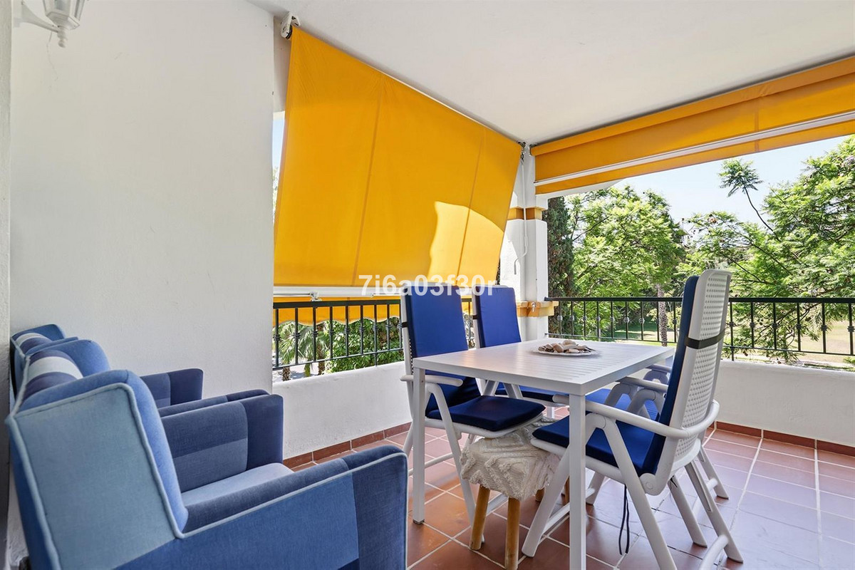2 Bedroom Apartment in Marbella - Photo 20