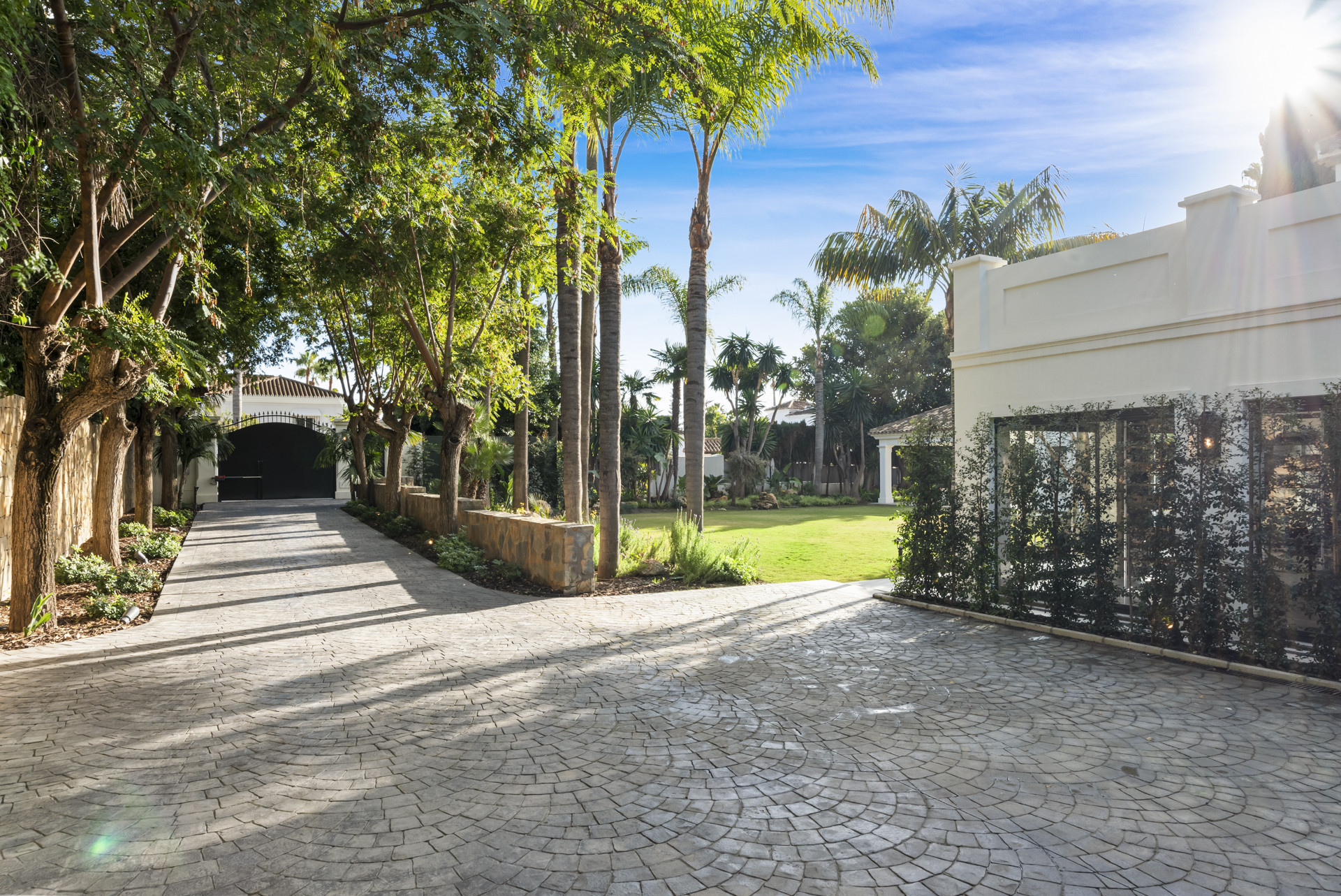 5 Bedroom Villa in Marbella - Photo 44