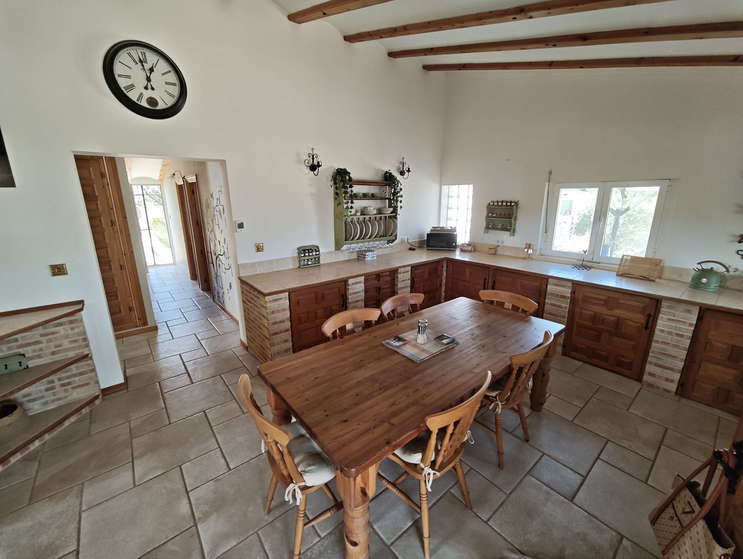 4-bedroom villa with pool in Albacete, Spain – Photo 15