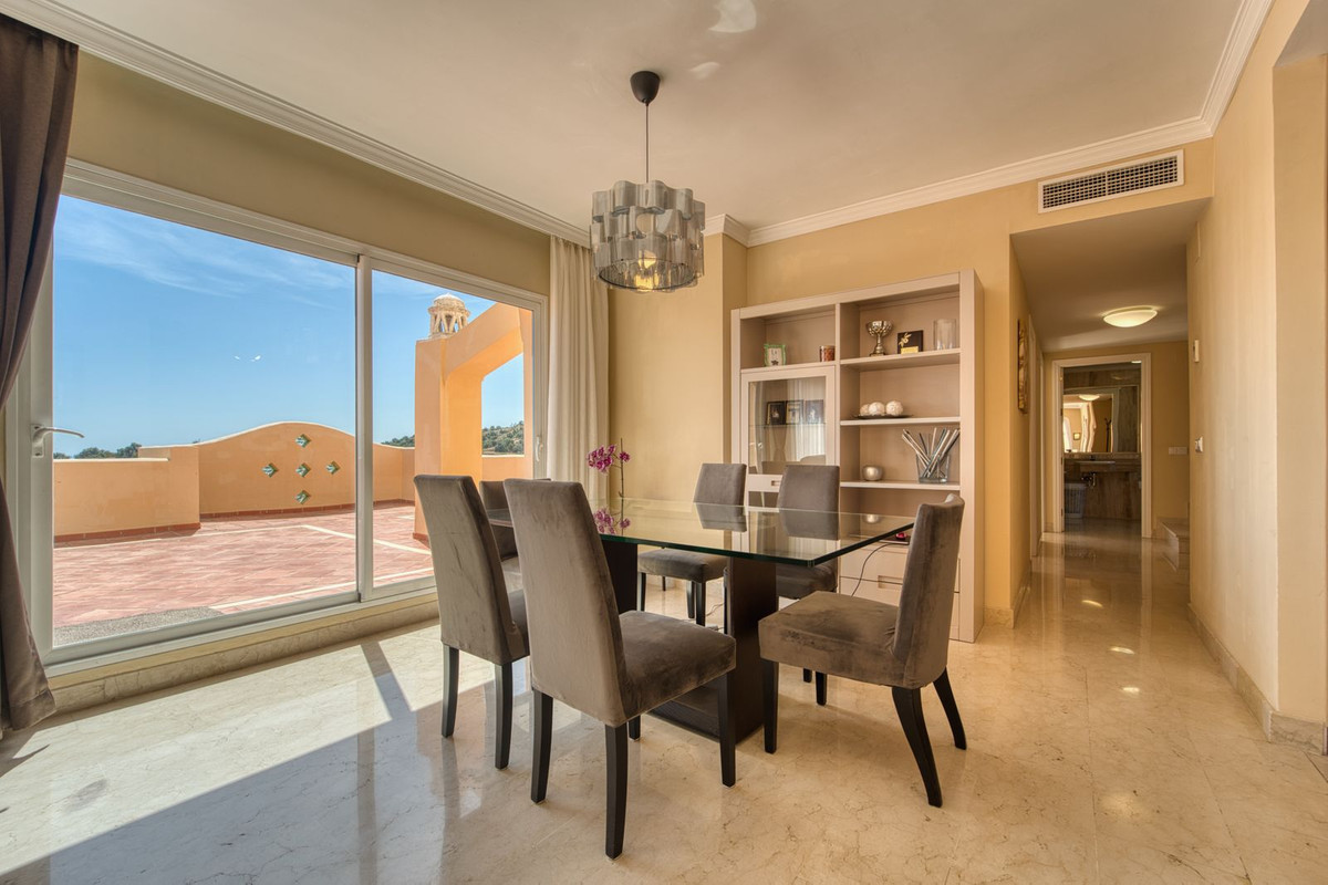 Piso de 3 dormitorios con piscina en Málaga – Foto 7