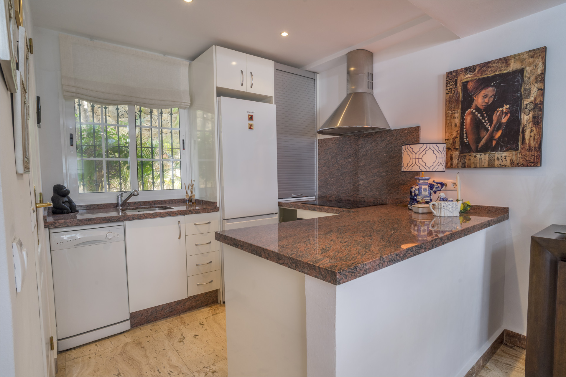 3 Bedroom Townhouse in Marbella - Photo 10