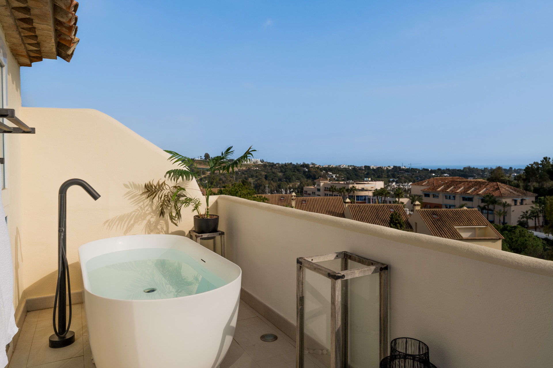 3 Bedroom Townhouse in Marbella - Photo 7
