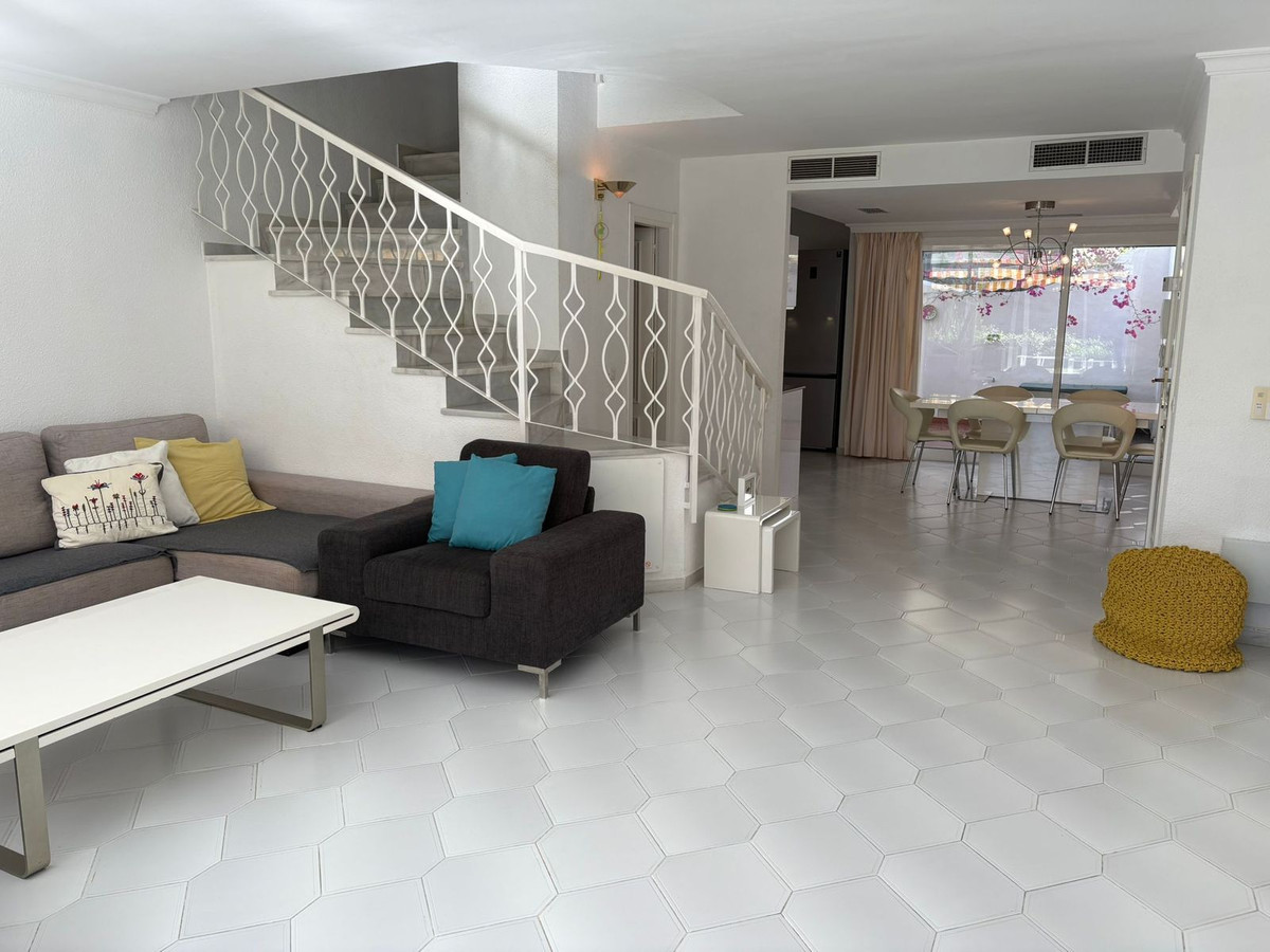 3 Bedroom Villa in Mijas - Photo 13