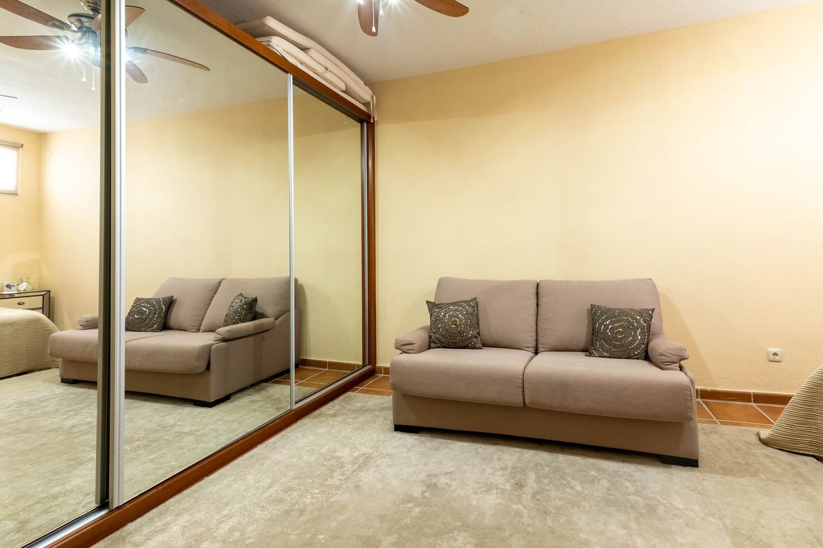 4 Bedroom Apartment in Marbella - Foto 28