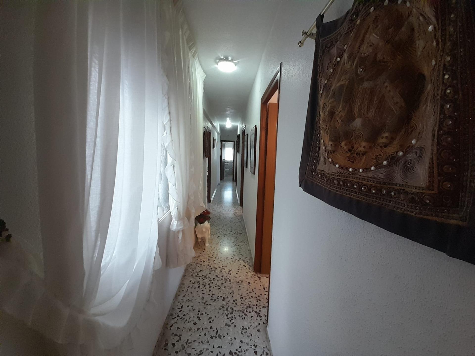 Piso de 4 dormitorios en Murcia – Foto 5