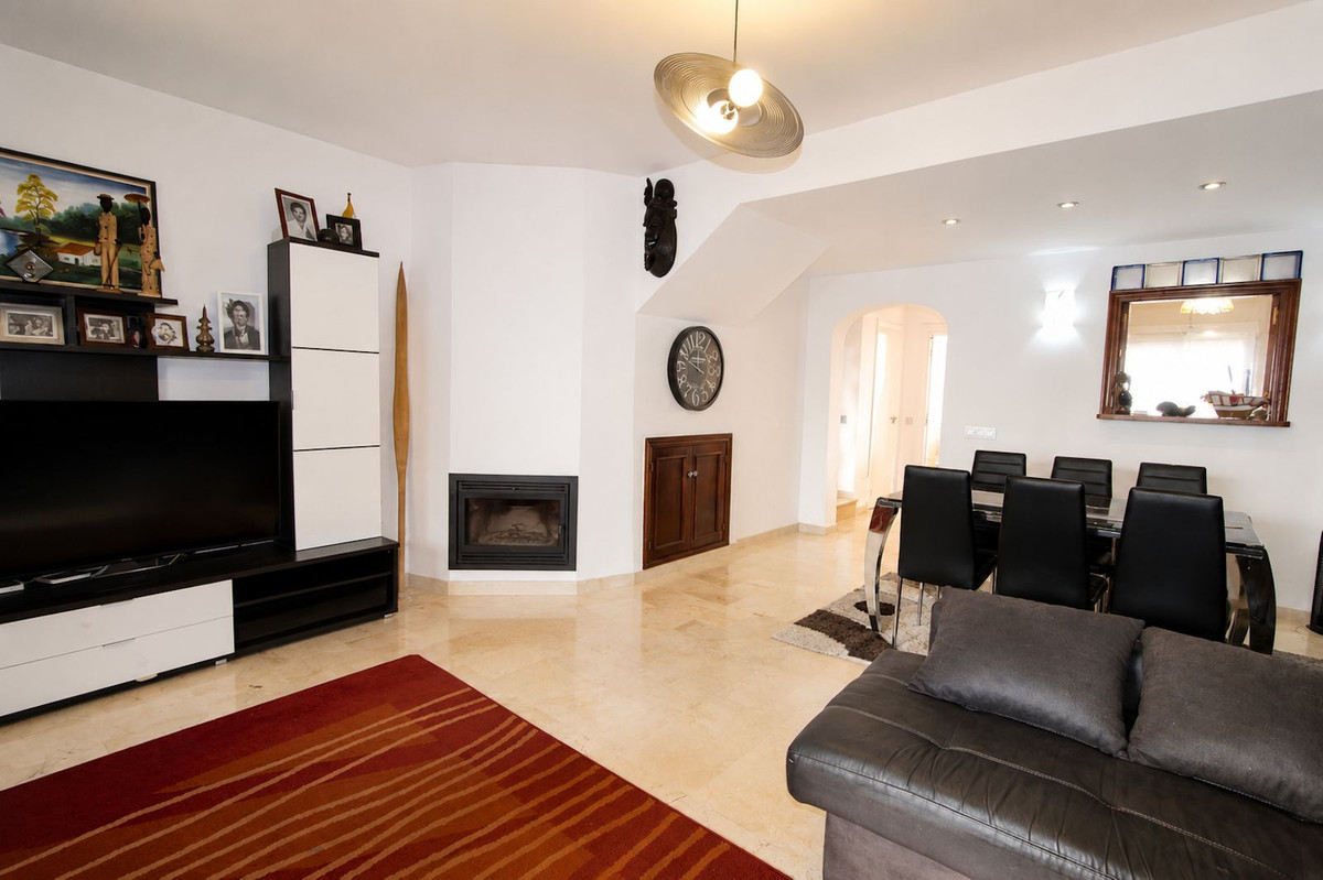 5 Bedroom Townhouse in Marbella - Фото 8