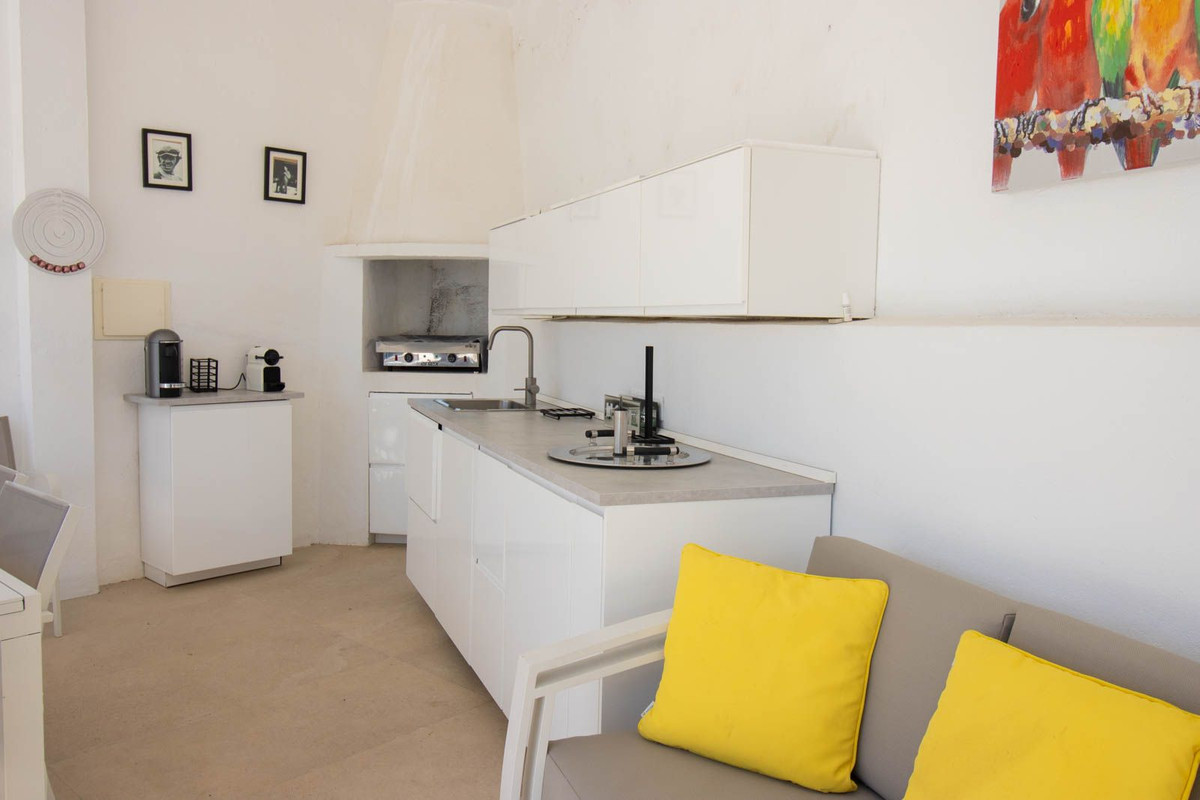 4 Bedroom Villa in Benahavís - Foto 4