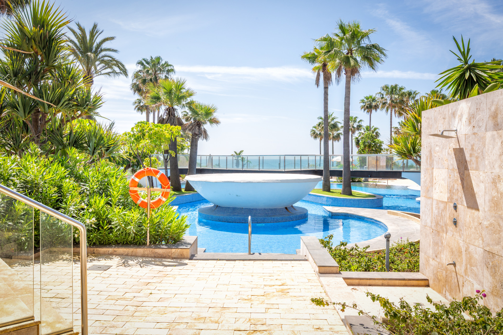 3 Bedroom Apartment in Estepona - Photo 26
