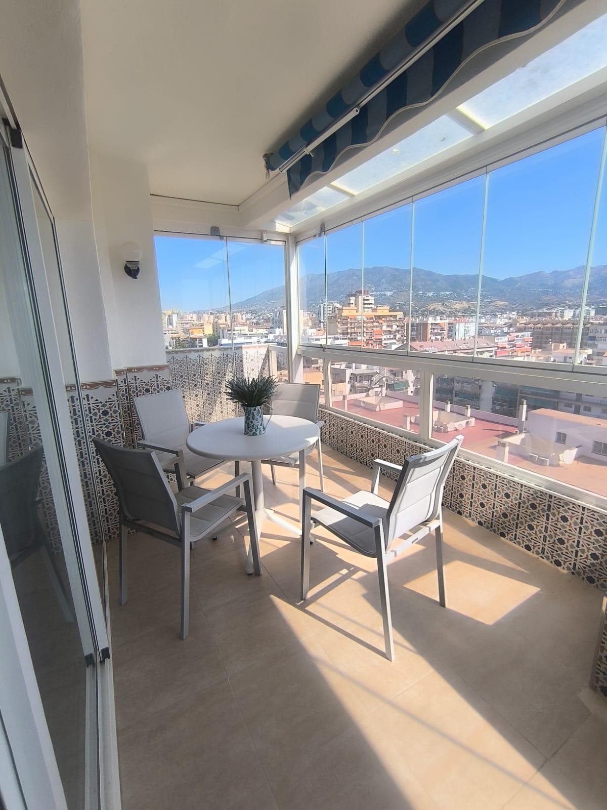 3 Bedroom Penthouse in Fuengirola - Photo 10