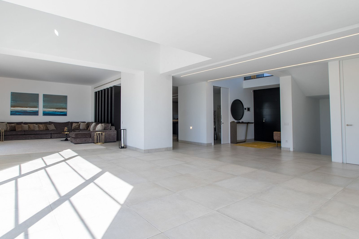 5 Bedroom Villa in Benahavís - Foto 13