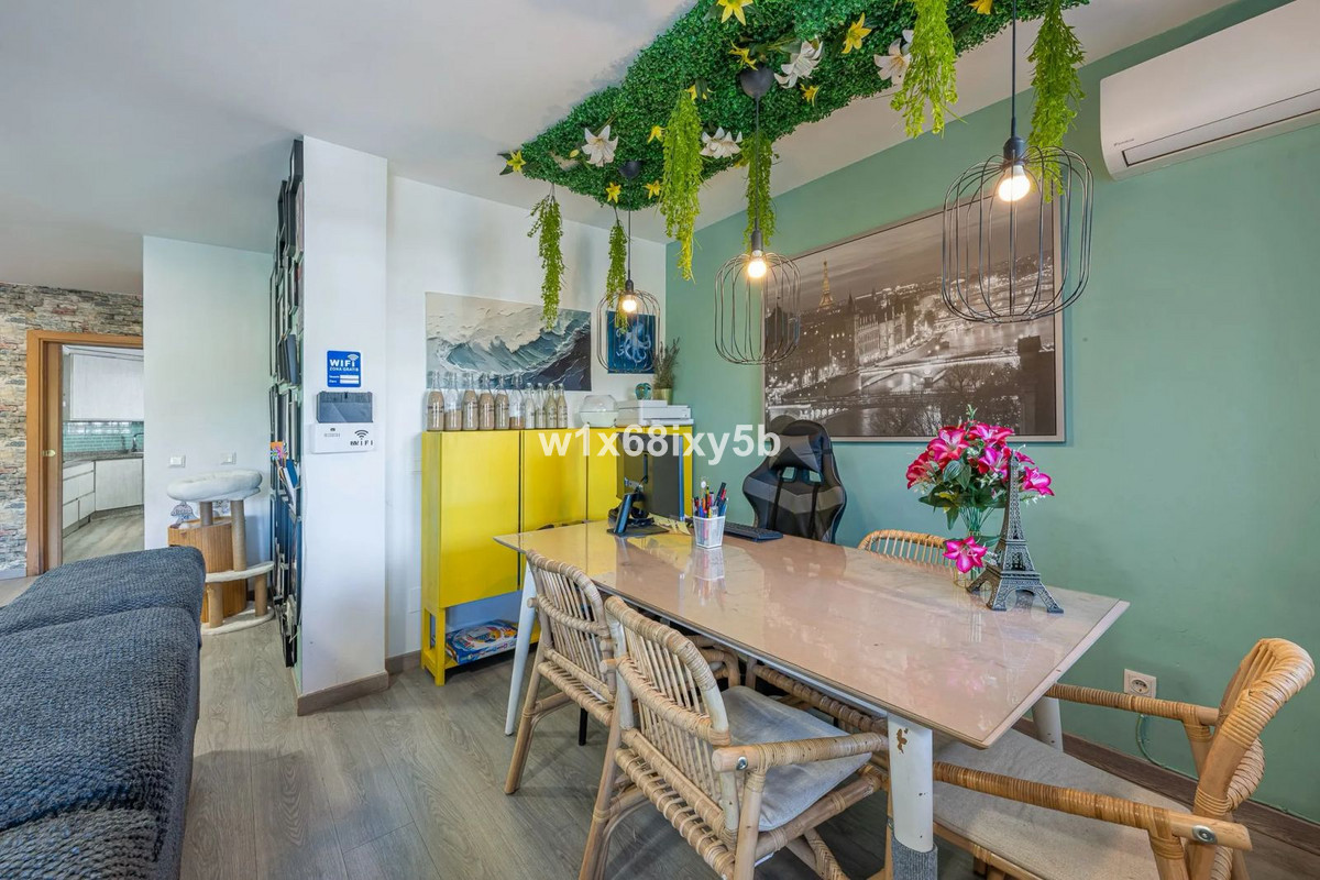 3 Bedroom Apartment in Marbella - Photo 6