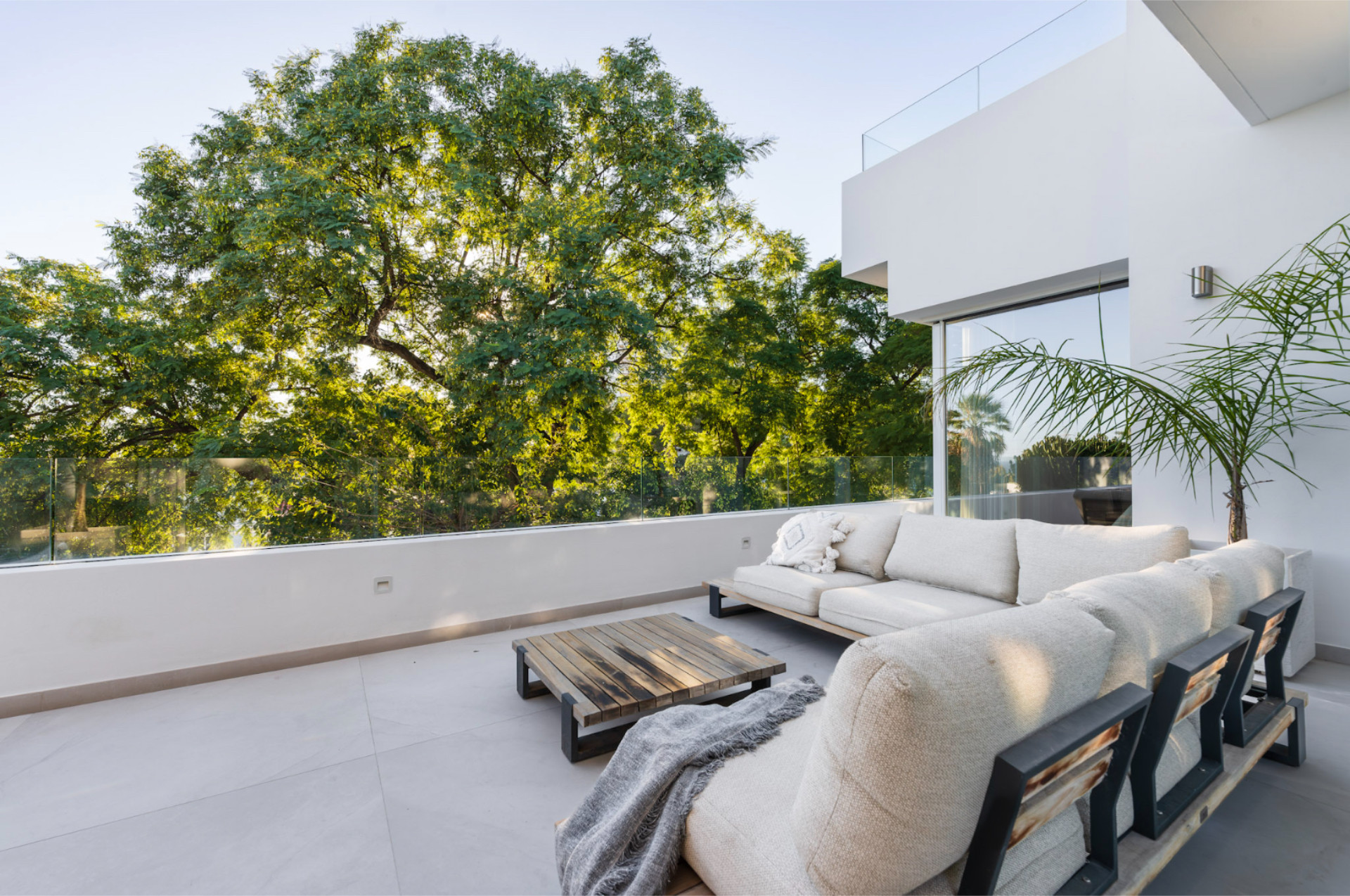 5 Bedroom Villa in Marbella - Photo 26