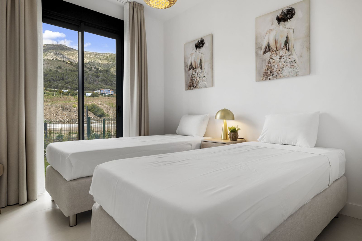 3 Bedroom Apartment in Fuengirola - Фото 20