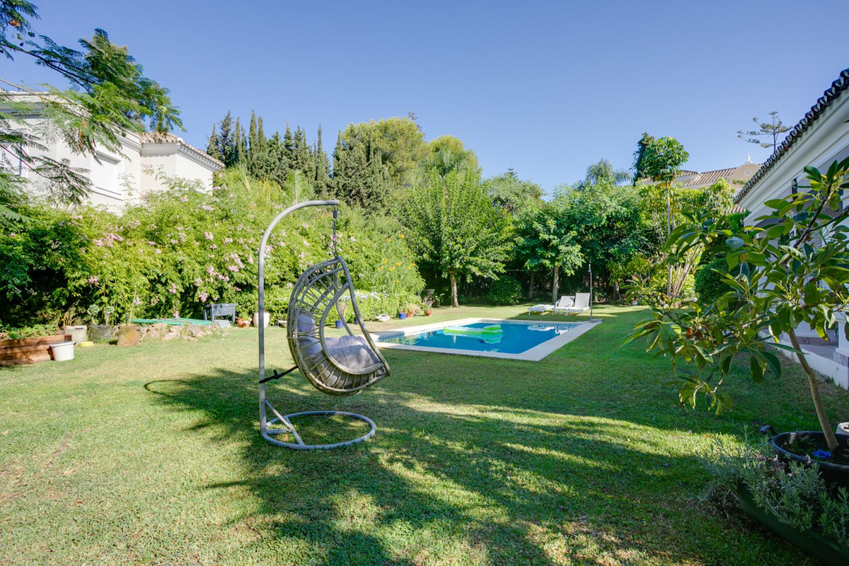 3 Bedroom Villa in Estepona - Foto 8