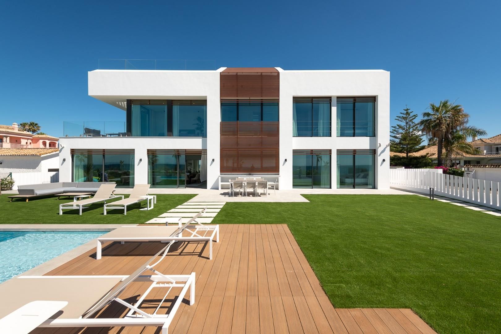 5 Bedroom Villa in Estepona - Photo 23