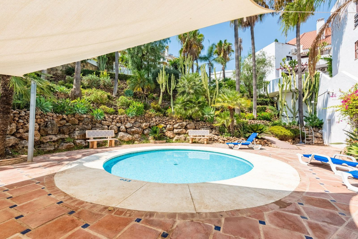 3 Bedroom Apartment in Marbella - Photo 16