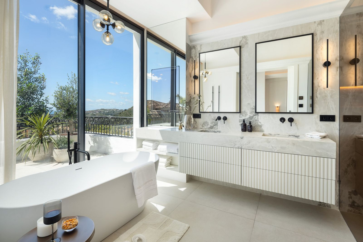 5 Bedroom Villa in Benahavís - Foto 15