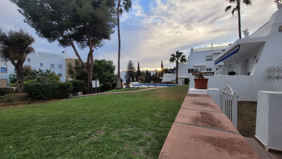 3 Bedroom Apartment in Marbella - Photo 16