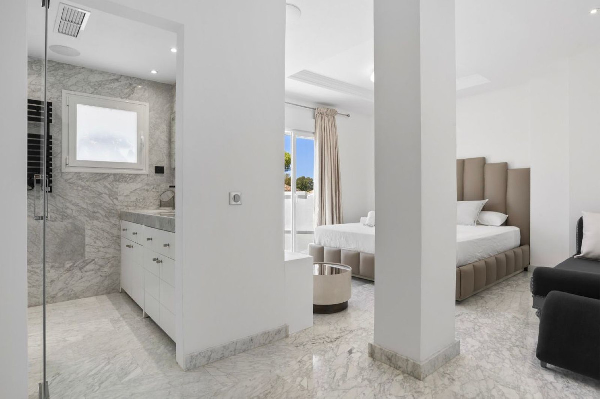 5 Bedroom Villa in Marbella - Foto 16