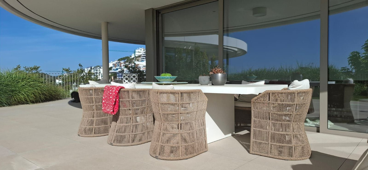 3 Bedroom Apartment in Benahavís - Photo 53