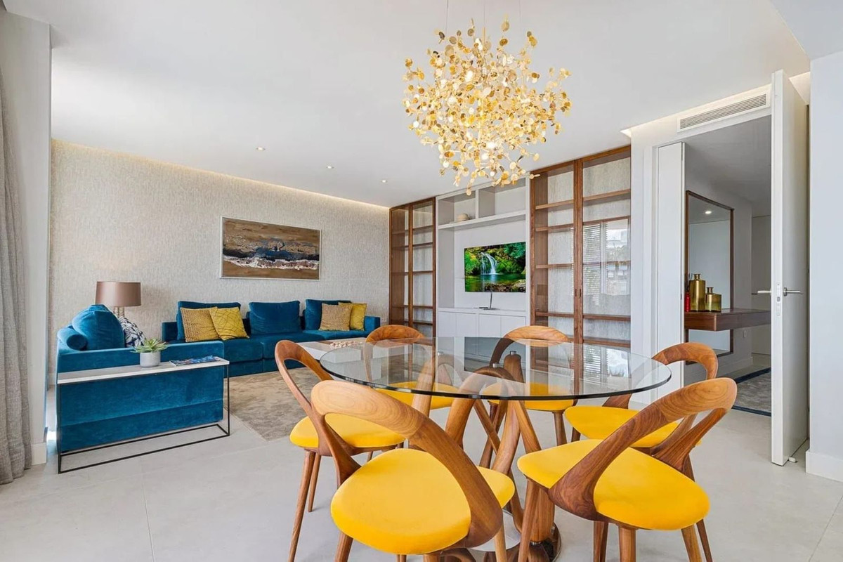 3 Bedroom Apartment in Estepona - Foto 2