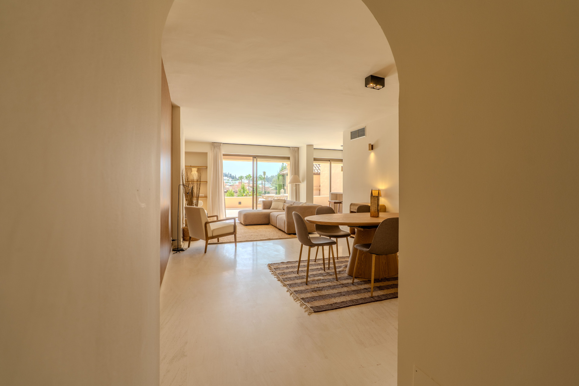 3 Bedroom Apartment in Estepona - Photo 20