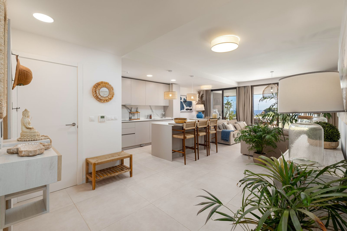 2 Bedroom Apartment in Casares - Photo 5