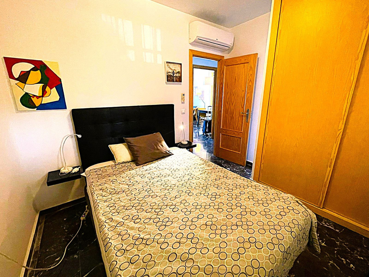 2 Bedroom Apartment in Fuengirola - Foto 12
