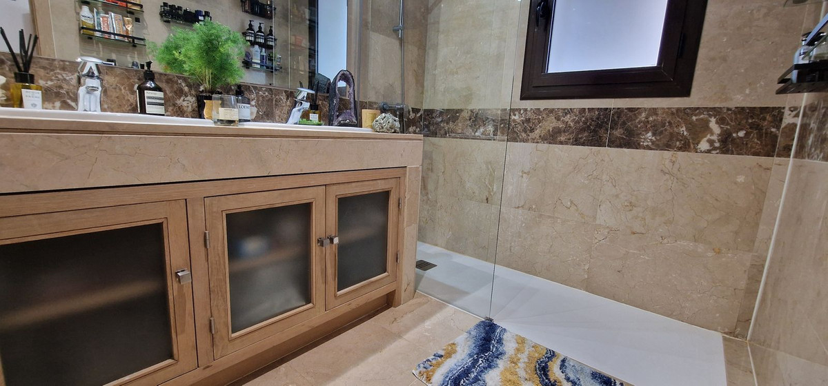 2 Bedroom Apartment in La Duquesa - Foto 23